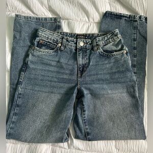 refuge Women's Straight-Leg Jeans in Washed Blue